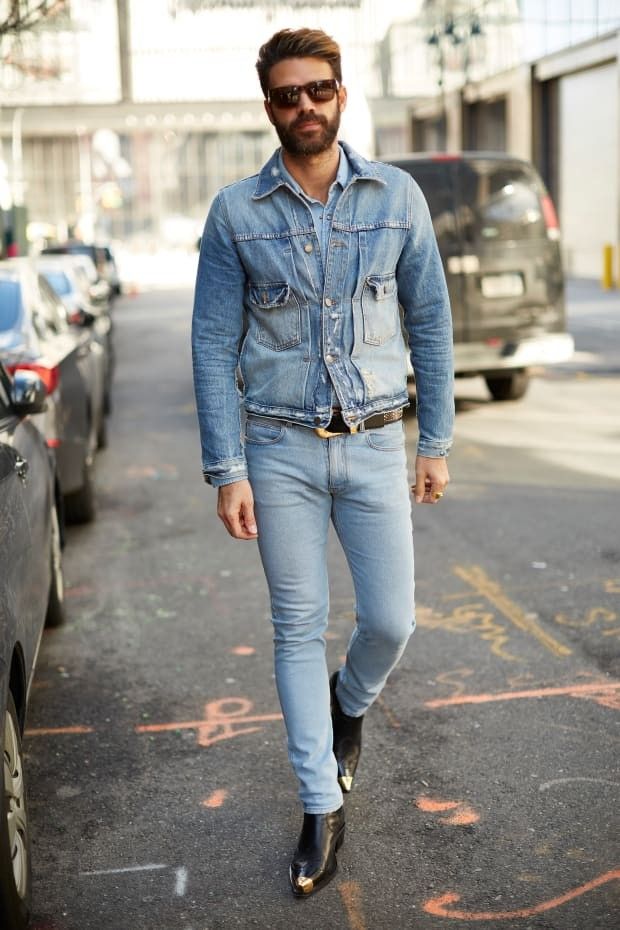 Чоловічі джинси скінні втрачають популярність: які моделі зараз у тренді